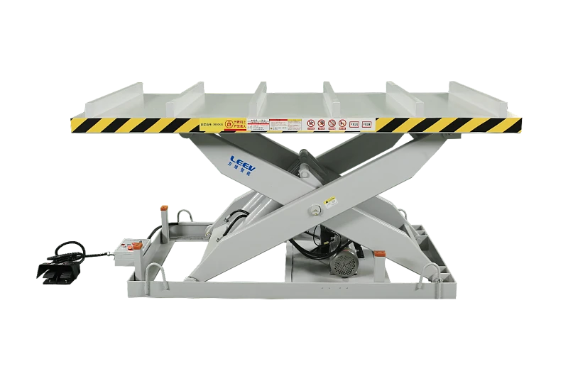 Стол подъемный гидравлический под погрузчик LEEV Д*Ш*В=2800*2000*400-1400 мм ГП=3Т