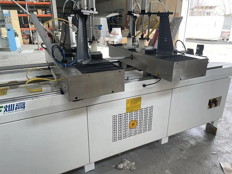 Б/У пресс-вайма для сборки рамочных конструкций CGZK-1600x800 TLES (CNHF)