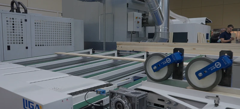 Поперечный выходной транспортер PL6000В